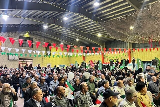 همایش «جان‌فدایان» دهستان و شهر آسارا در سالن ورزشی شهید کریم سیرائی 