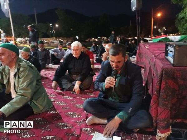 قرائت قرآن کریم در حسینیه شهدای شهر بار