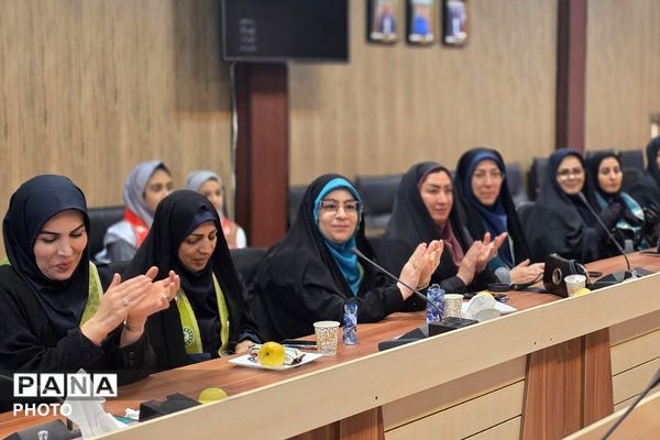 گرامیداشت سالروز تاسیس سازمان دانش‌آموزی در بهارستان دو