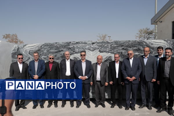 هفدهمین نمایشگاه بین‌المللی سنگ ایران در شهر نیم ور افتتاح شد