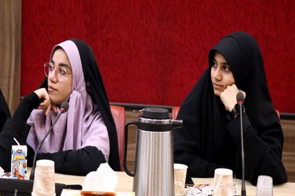 نشست صمیمی فعالین رسانه ای دانش‌آموزان با مدیرعامل خبرگزاری پانا