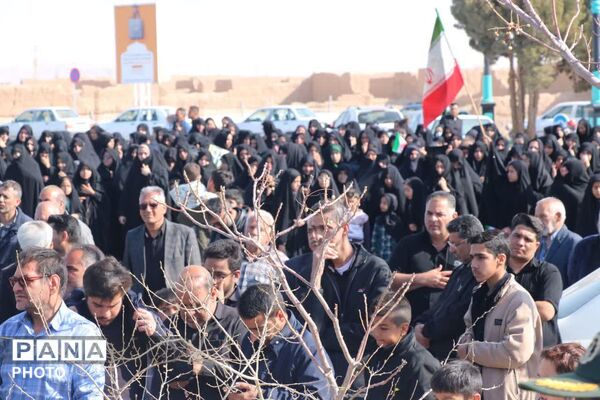 سوگواری مردم ولایتمدار بخش بهمن ابرکوه در پی شهادت رهبر معظم انقلاب