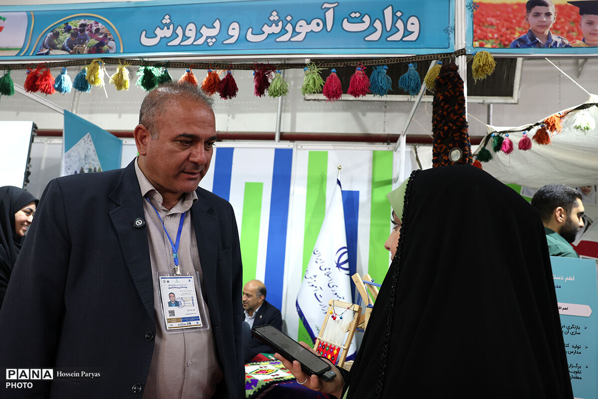 چگونه عدالت آموزشی در دورترین نقاط کشور جریان دارد؟/ گزارش عملکرد وزارت آموزش و پرورش در ششمین نمایشگاه بین‌المللی توانمندی‌های روستایی و عشایری