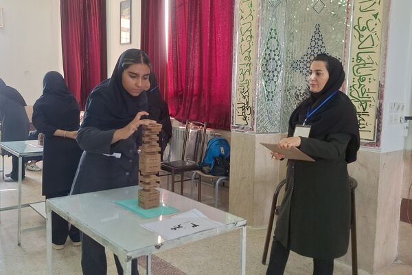 مسابقات بازی‌های فکری رویش دختران مرحله استانی در شیراز