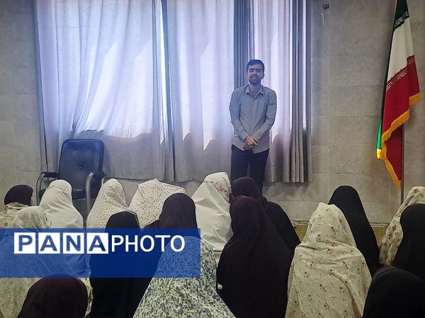 نماز جماعت به امامت امام جمعه‌‌‌ی موقت میناب