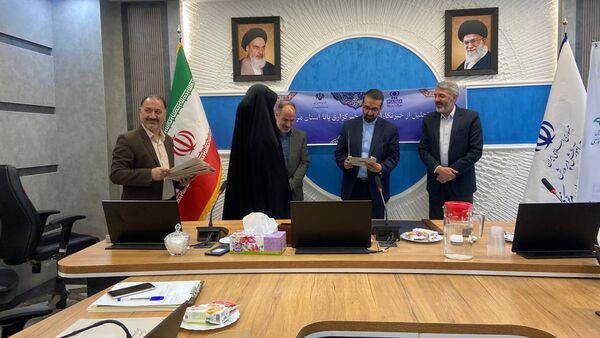 تجلیل از خبرنگاران برتر و فعال خبرگزاری پانای استان مرکزی 