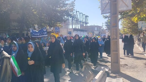 اقتدار ملت ایران در راهپیمایی روز ۱۳ آبان شهرستان خلیل‌آباد 