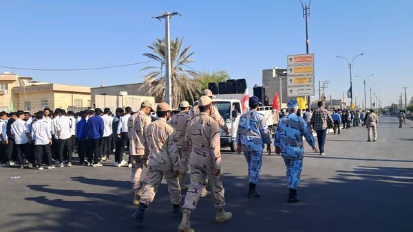 تشییع باشکوه شهید گمنام با بدرقه پرشور دانش‌آموزان