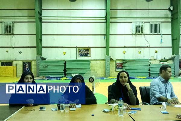 حضور پرشور کودکان در کنار والدین پای صندوق‌های رای نصیرشهر 