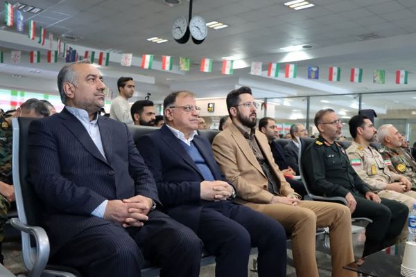 جشن مردمی استقبال نمادین ورود امام