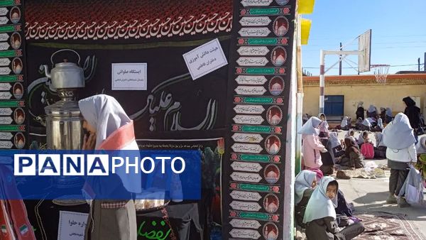 برپایی موکب فاطمیه در مدرسه تجلی عشق و ارادت دانش‌آموزان به حضرت زهرا (س)