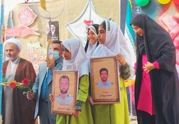 آیین بازگشایی دبستان شاهد شهیده فاطمه نیک در ناحیه دو بندرعباس 
