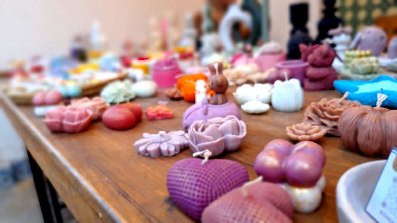 برگزاری نمایشگاه صنایع دستی دختران ساوجی در عمارت صالحی