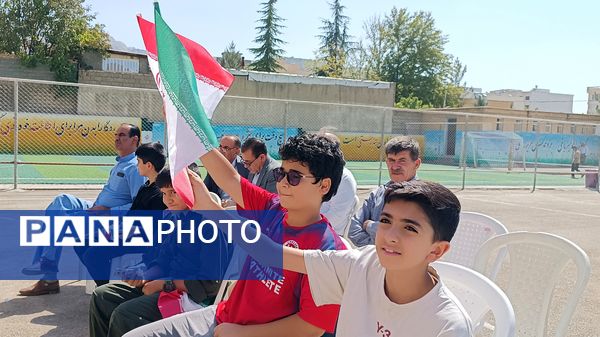 همزمان با سراسر کشور زنگ جوانه‌ها در یاسوج به صدا در آمد