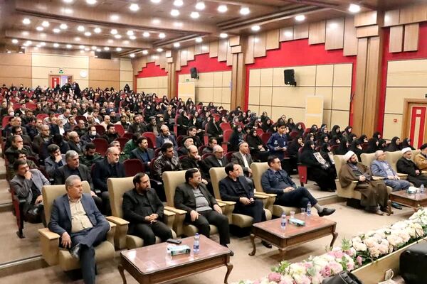 همایش جهاد تبیین در اردوگاه شهید محمد منتظری شهریار 
