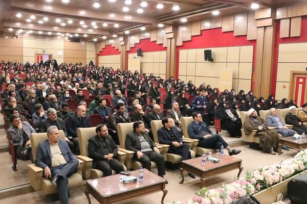 همایش جهاد تبیین در اردوگاه شهید محمد منتظری شهریار 