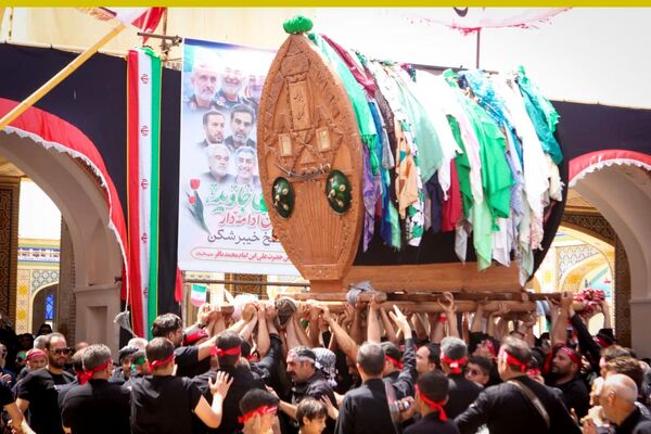 مراسم عاشورای حسینی در مشهد اردهال کاشان