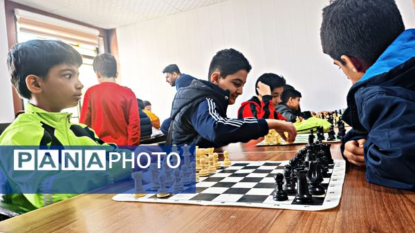 مسابقات شطرنج دانش‌آموزی در شهرستان ورامین