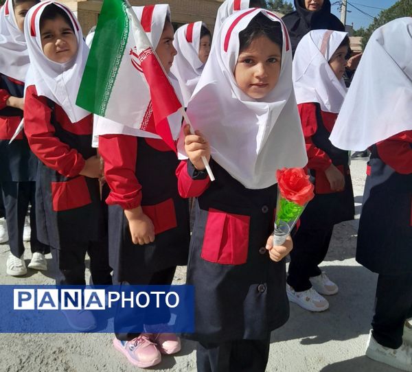 جشن شکوفه‌ها در دبستان‌های شهرستان ایلام 