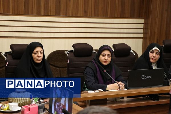 جلسه هم اندیشی و انتخاب نماینده موسسین کودکستان های ناحیه دو شهرری