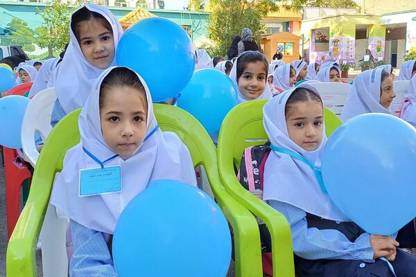 جشن شکوفه‌ها در شهرستان ورامین