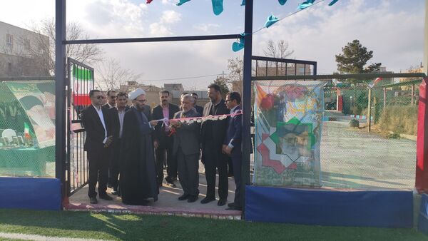 از دنیای دیجیتال تا مستطیل سبز؛ تحول دوجانبه در آموزشگاه نرجس