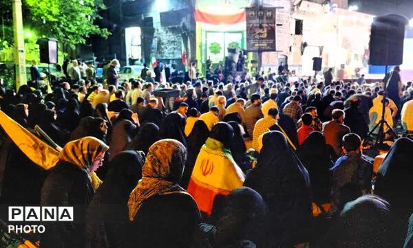 مراسم پر اقتدار انقلابی به همراه نماز استغاثه