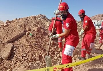 برگزاری مانور تمام عیار زلزله در شهرستان سمنان با حضور دستگاه ها و ارگان های کشوری