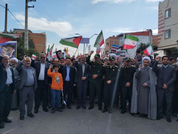 مراسم راهپیمایی ۱۳ آبان در شهرستان میاندورود