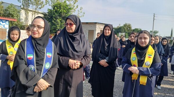 نواختن زنگ مهر و ایثار و مقاومت در دبیرستان نمونه دولتی معرفت