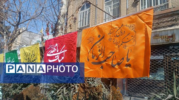 برپایی غرفه‌های فرهنگی به مناسبت میلاد امام زمان (عج) در نیشابور 