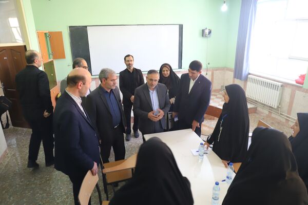 بازدید معاون حقوقی و امور مجلس وزیر آموزش و پرورش از حوزه ارزیابی پذیرفته شدگان کیفیت‌بخشی در آموزشگاه عفتیه تبریز
