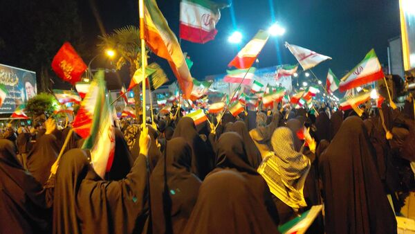 تا پای جان برای ایران می‌ایستیم 