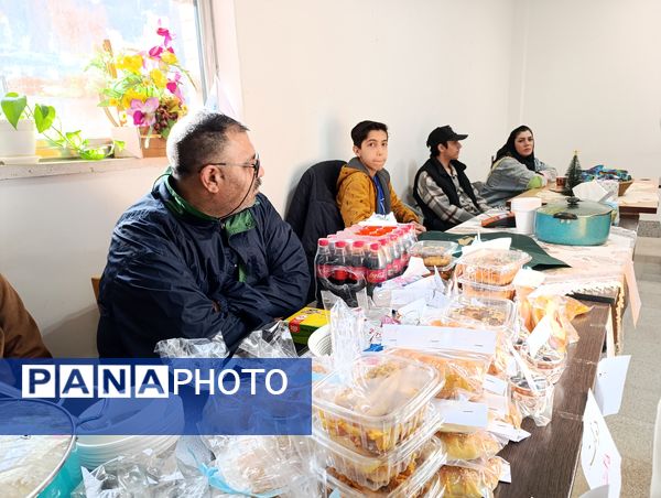 برپایی بازارچه کار و فناوری دبیرستان غیر دولتی شایستگان آشخانه 