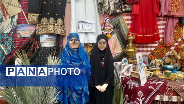 جشنواره قومی و محلی در دبستان آرمیتا مصلی نژاد ناحیه 7