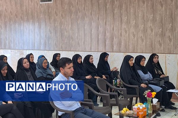 مراسم تقدیر از مراقبین سلامت ناحیه دو شهرری به مناسبت هفته سلامت