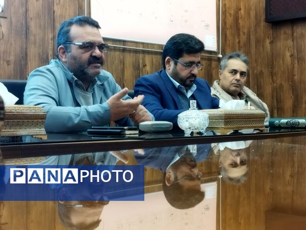 جلسه هماهنگی طرح دندانپزشکی رایگان  منطقه قائمیه در آموزش و پرورش ناحیه۳