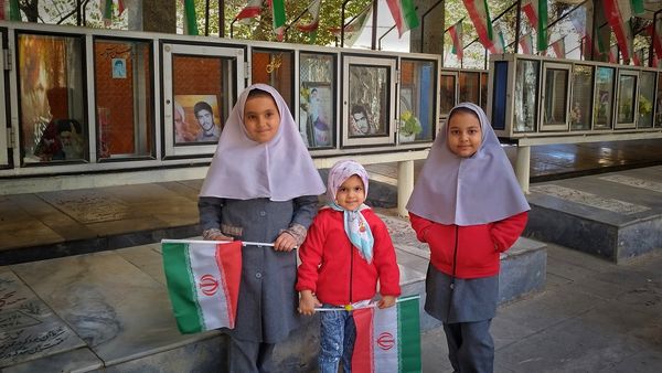 راهپیمایی 13 آبان  و روز دانش‌آموز در اشتهارد