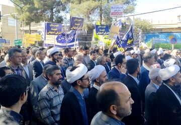 برگزاری راهپیمایی ۱۳ آبان در شهرستان خلیل‌آباد