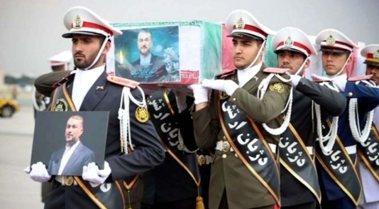 بازوی دیپلمات مقاومت به فرمانده مقاومت پیوست