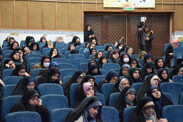  همایش معاونان پرورشی و مربیان امور تربیتی با محوریت طرح «ایرانمون» در کانون شهید فهمیده کرج 