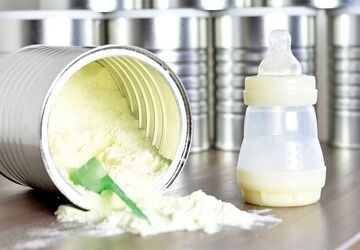 عرضه شیرخشک خارج از داروخانه تخلف است