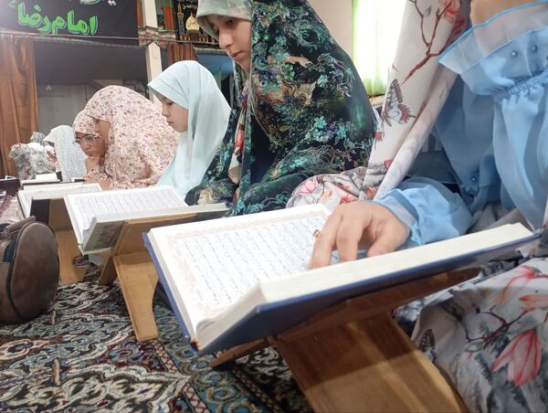 اولین روز اعتکاف دانش‌آموزان در فاروج 