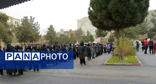برگزاری مانور زلزله در هنرستان محمودیه شهرستان بجنورد 