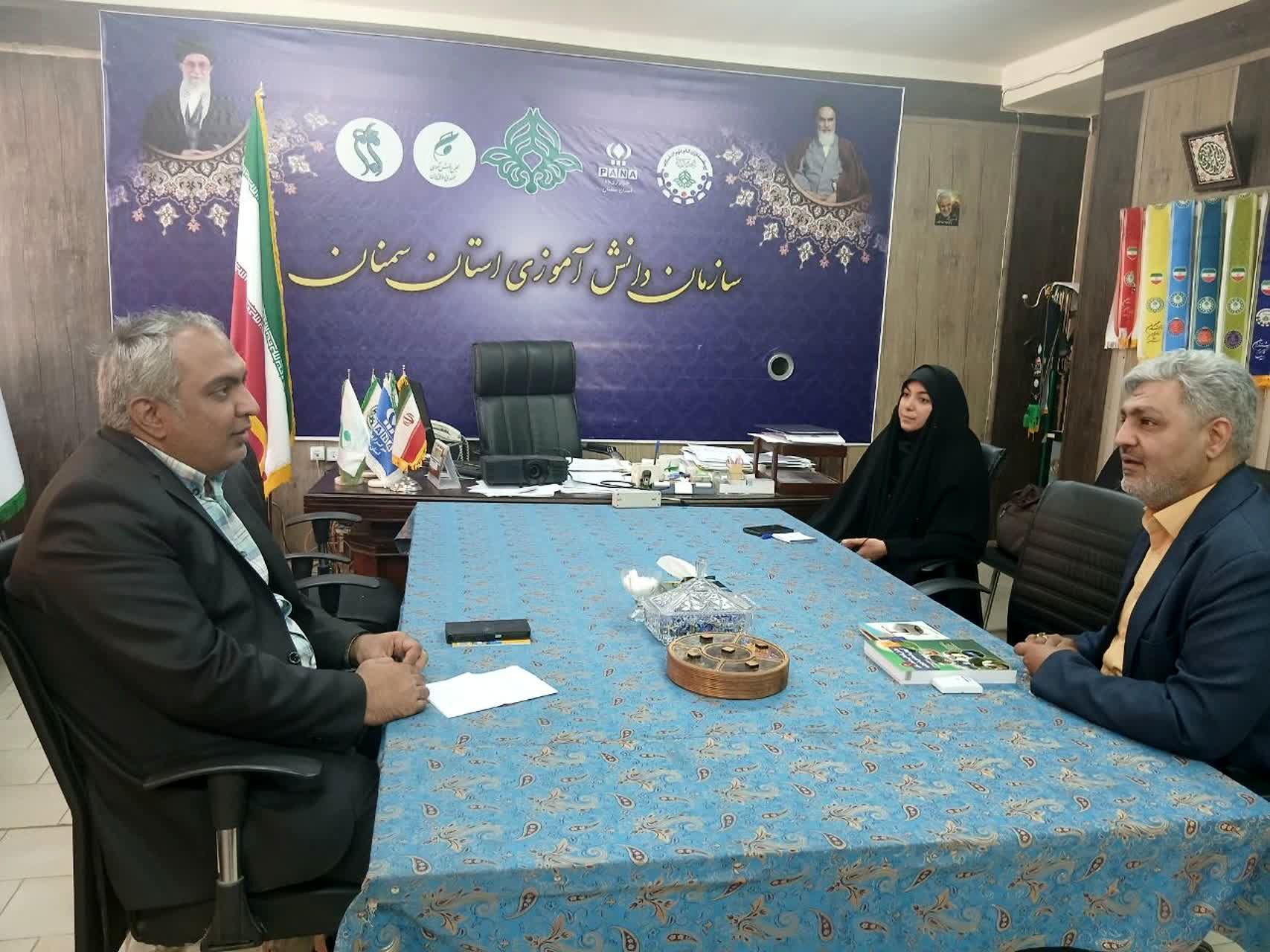 بهره‌گیری از ظرفیت‌های سازمان دانش‌آموزی و انجمن اولیا و مربیان در جهت رشد و شکوفایی استعدادها