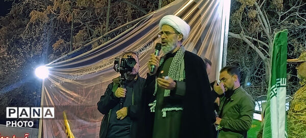 اجتماع و راهپیمایی در هفتین شب در شهرستان بجنورد 