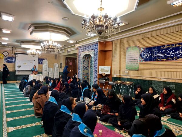 جشن نیمه شعبان در دبیرستان خیرغیابی