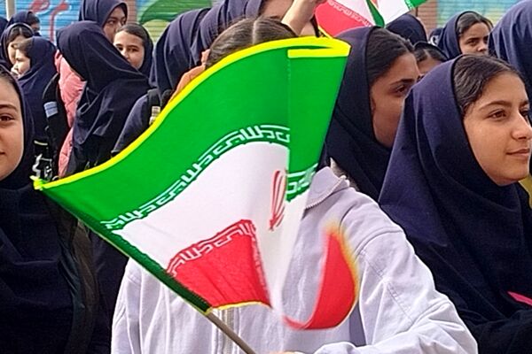فرزندان ایران از مدارس شهریار تا راهپیمایی