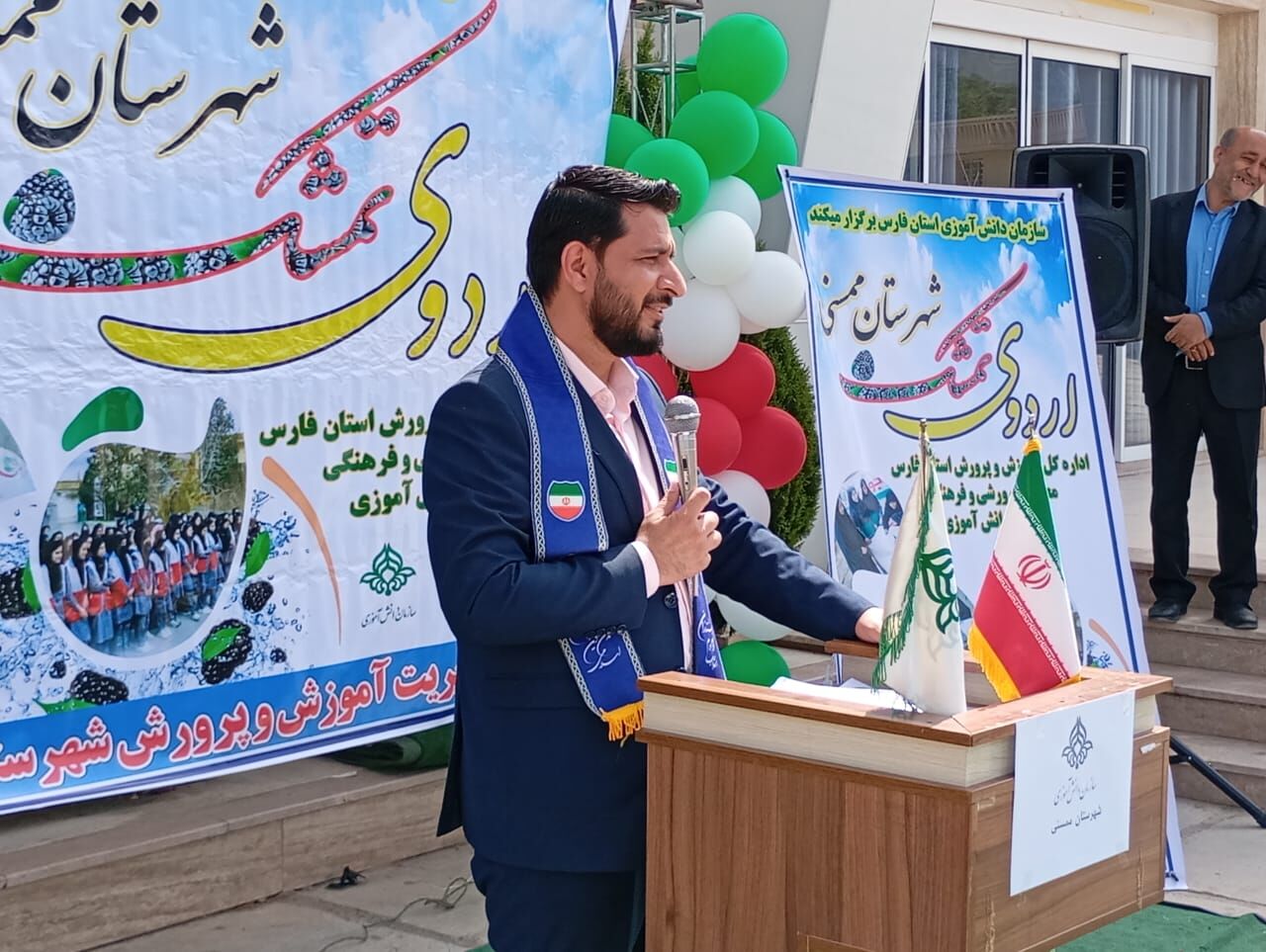 اردوی تمشک در نور آباد ممسنی