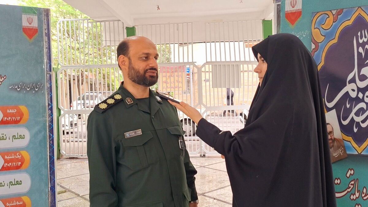 هر روز، روز گرامیداشت معلم است